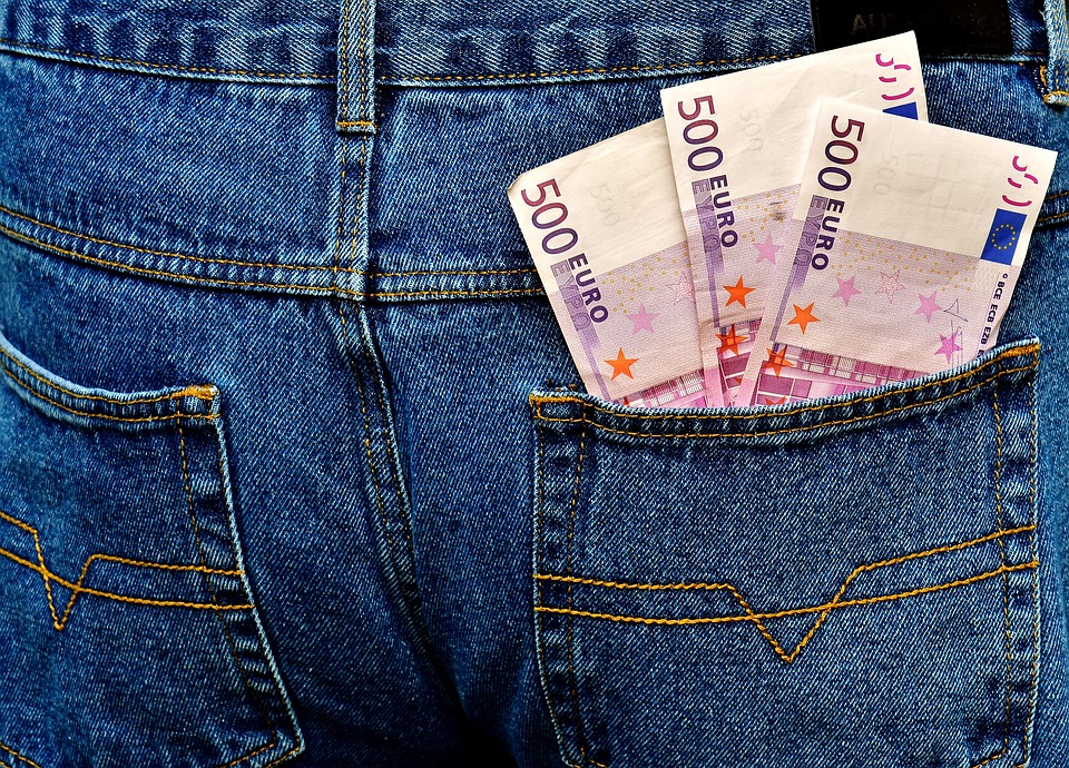 Comparação da controladoria terceirizada x contratada